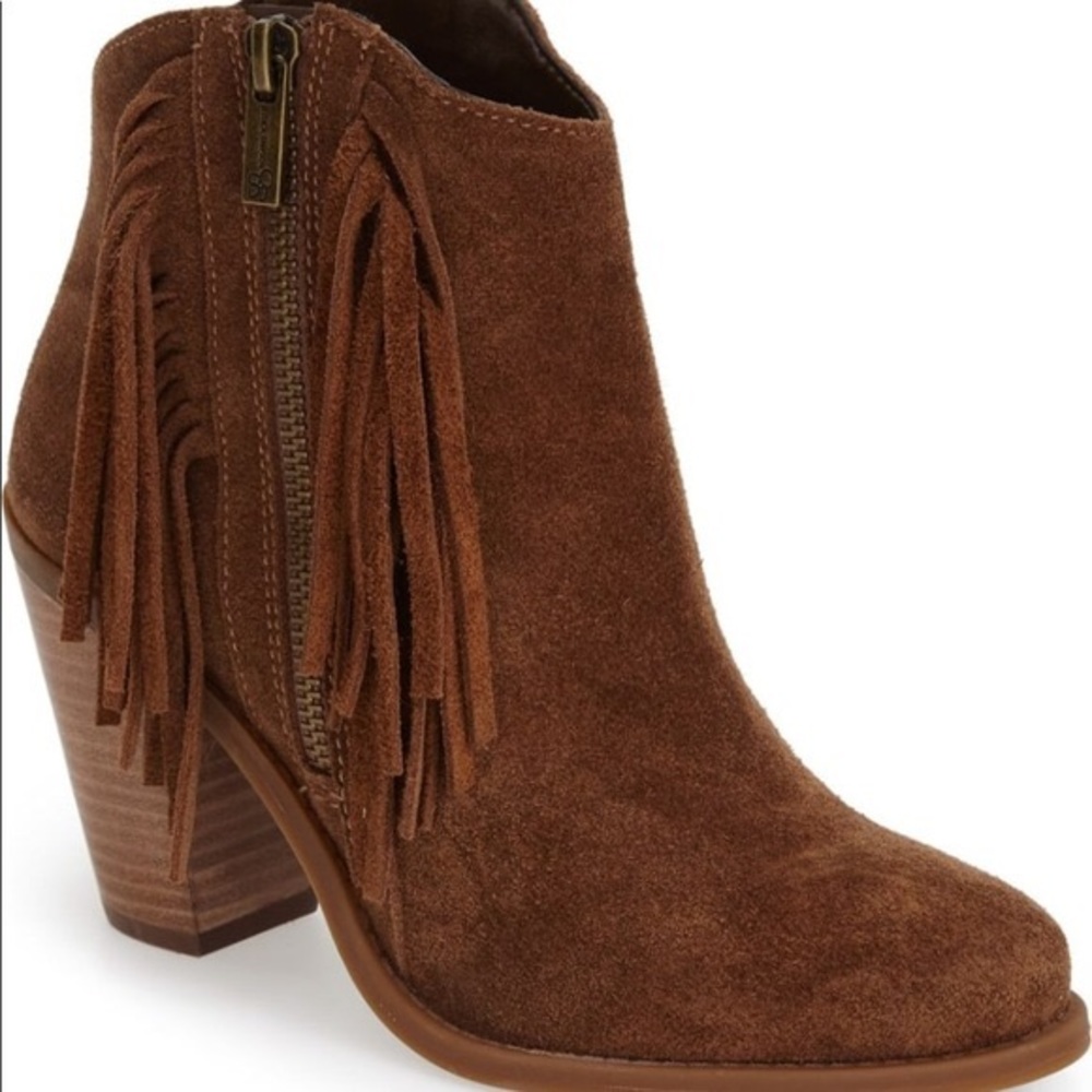 J Simpson | Fringe Booties